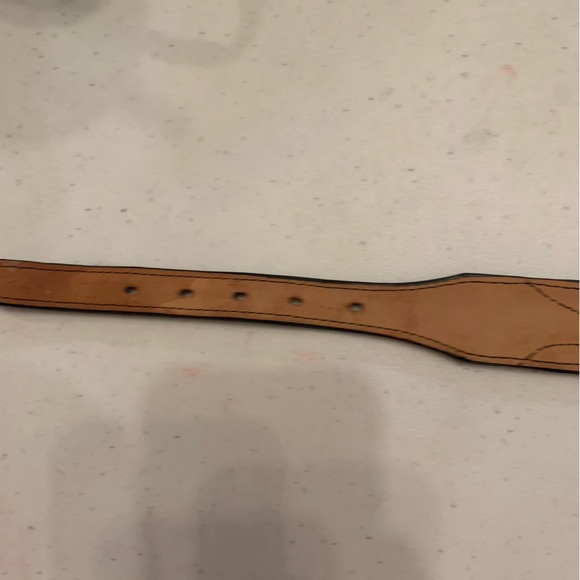 Circle Y of Yoakum. Hand Made in Texas. Leather Stitched belt. No buckle. NWT. - Picture 9 of 15